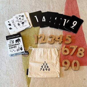 Wee Gallery Nature Number Cards and Bamboo Wooden Numbers Set